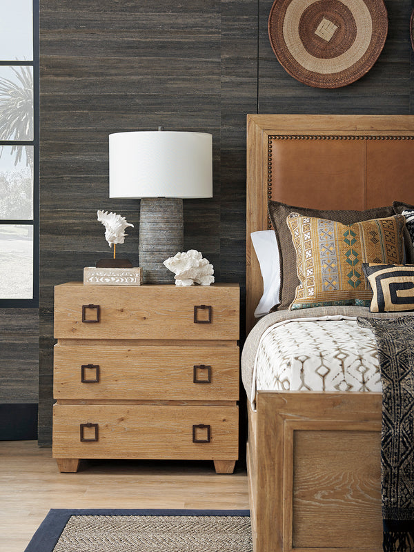 Lexington Tommy Bahama Home Hanbury Nightstand: Global Transitional Design With Knotty Oak, Bronze Accents, And Sophisticated Storage Newcastle  566-621