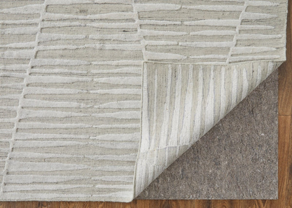 HomeRoots 4' Hand Woven Ivory and Tan Geometric Area Rug - Bohemian Charm for Warm, Inviting Spaces 4' X 6' 567000
