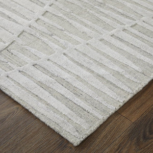 HomeRoots 4' Hand Woven Ivory and Tan Geometric Area Rug - Bohemian Charm for Warm, Inviting Spaces 10' X 14' 567004
