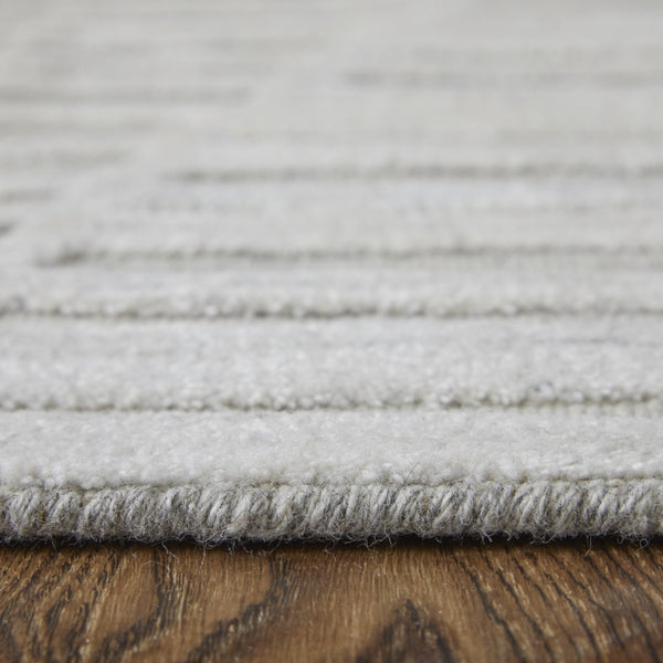 HomeRoots 4' Hand Woven Ivory and Tan Geometric Area Rug - Bohemian Charm for Warm, Inviting Spaces 2' X 3' 567006