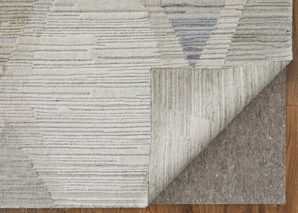HomeRoots 4' Hand-Woven Ivory and Blue Geometric Area Rug – Timeless Style for Any Room Decor, Unique Design 4' X 6' 567007
