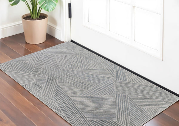 HomeRoots 5' Hand Woven Area Rug in Green and Ivory - Unique Abstract Design for Modern Home Elegance 2' X 3' 567026