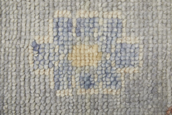 HomeRoots 3' Hand-Knotted Blue and Gray Floral Wool Area Rug with Fringe - Timeless Charm for Any Room 10' Runner 567113