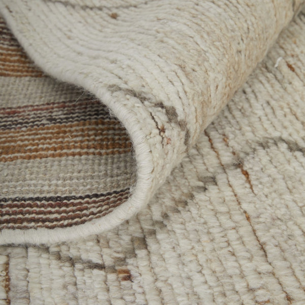 HomeRoots 6' X 9' Ivory and Tan Hand-Knotted Wool Moroccan Area Rug - Timeless Elegance for Any Space! 567289