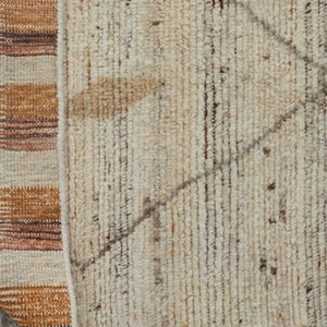 HomeRoots 8' X 12' Hand-Knotted Ivory & Tan Moroccan Wool Area Rug – Cozy, Durable, and Artisanal Elegance 567291