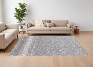HomeRoots 12' Black and Silver Abstract Area Rug - Modern Power Loomed Design for Stylish Home Décor 12' X 15' 567379