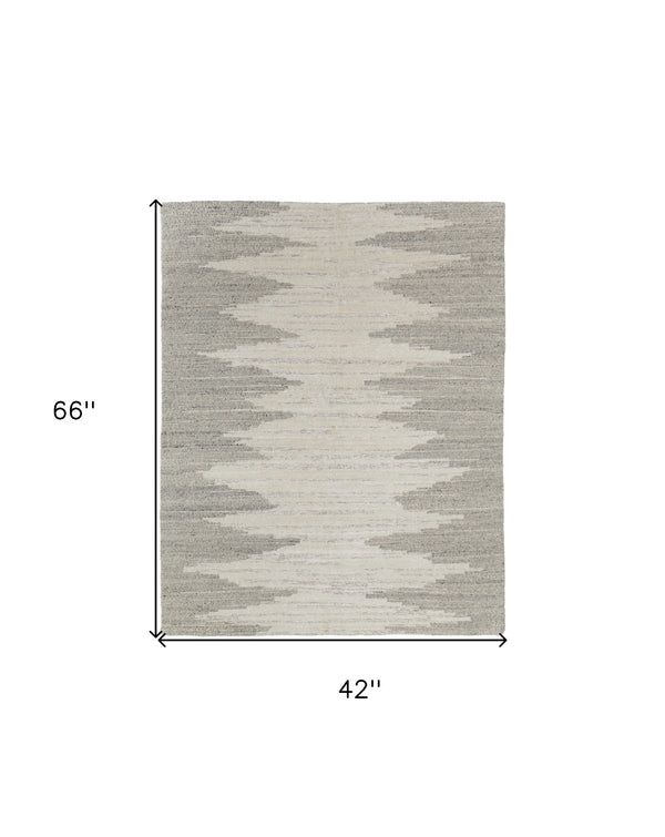 Homeroots 4' X 6' Gray And Ivory Ombre Hand Woven Area Rug Ivory Wool Blend 567501