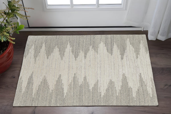 Homeroots 2' X 3' Gray And Ivory Ombre Hand Woven Area Rug Ivory Wool Blend 567507