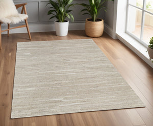 HomeRoots 4' Elegant Ivory Hand-Woven Abstract Area Rug for Modern and Traditional Spaces, 100% Wool Blend 4' X 6' 567508