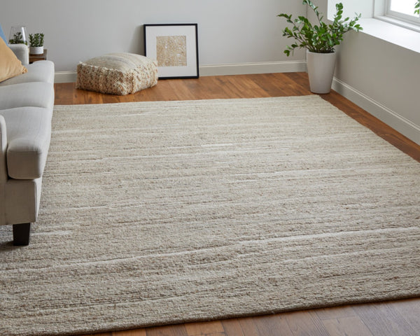 HomeRoots 4' Elegant Ivory Hand-Woven Abstract Area Rug for Modern and Traditional Spaces, 100% Wool Blend 2' X 3' 567514