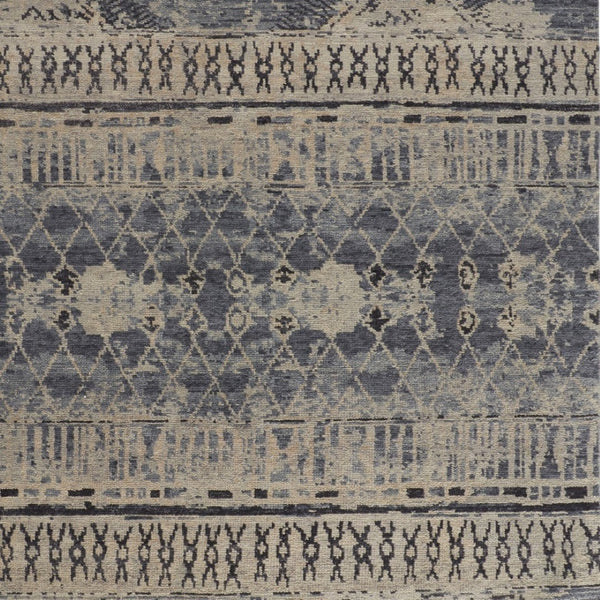 HomeRoots 4' Hand-Knotted Wool Floral Area Rug – Timeless Elegance with Stain Resistance for Any Room Decor 8' X 12' 567518
