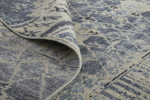 HomeRoots 4' Hand-Knotted Wool Floral Area Rug – Timeless Elegance with Stain Resistance for Any Room Decor Blue 567520