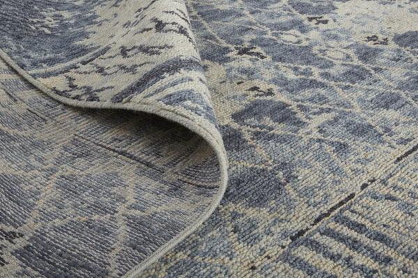 HomeRoots 4' Hand-Knotted Wool Floral Area Rug – Timeless Elegance with Stain Resistance for Any Room Decor Blue 567520