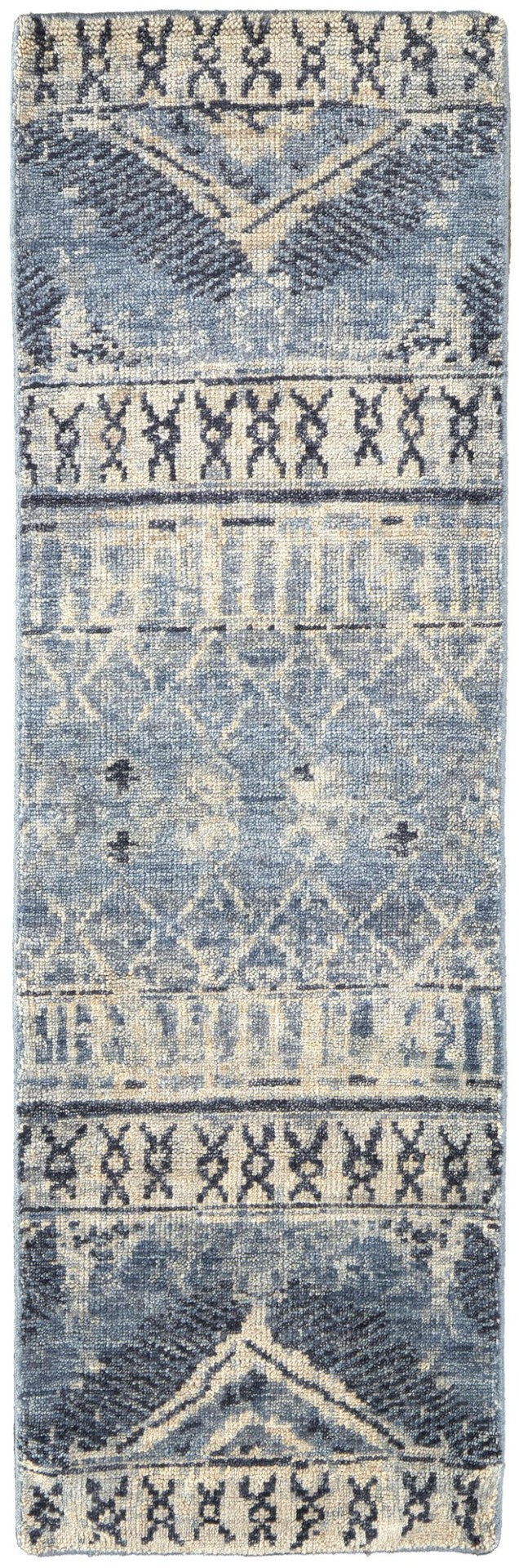 HomeRoots 4' Hand-Knotted Wool Floral Area Rug – Timeless Elegance with Stain Resistance for Any Room Decor Blue 567520