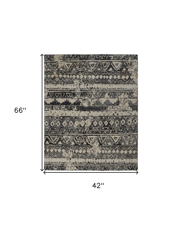 Homeroots 4' X 6' Ivory Gray And Black Wool Geometric Hand Knotted Area Rug Ivory Wool 567529