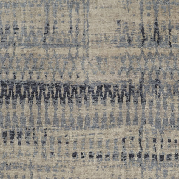 HomeRoots 4' Hand-Knotted Gray Blue and Ivory Wool Abstract Area Rug – Durable, Stylish, Stain-Resistant Comfort 4' X 6' 567536