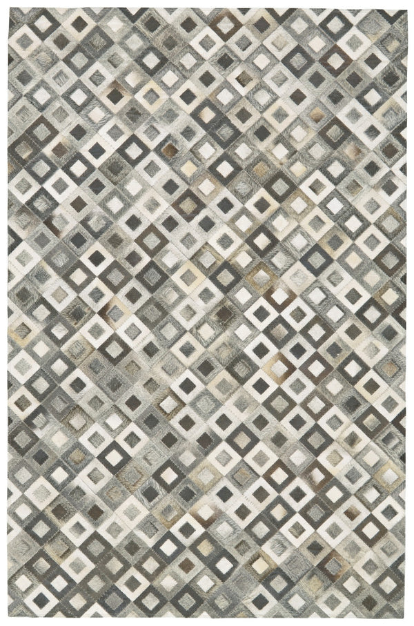 HomeRoots 6' Luxe Faux Cowhide Geometric Area Rug in Black, Gray, and White - Modern Style for Any Space 6' X 9' 567699