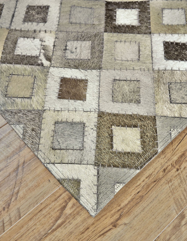 HomeRoots 6' Luxe Faux Cowhide Geometric Area Rug in Black, Gray, and White - Modern Style for Any Space 6' X 9' 567699
