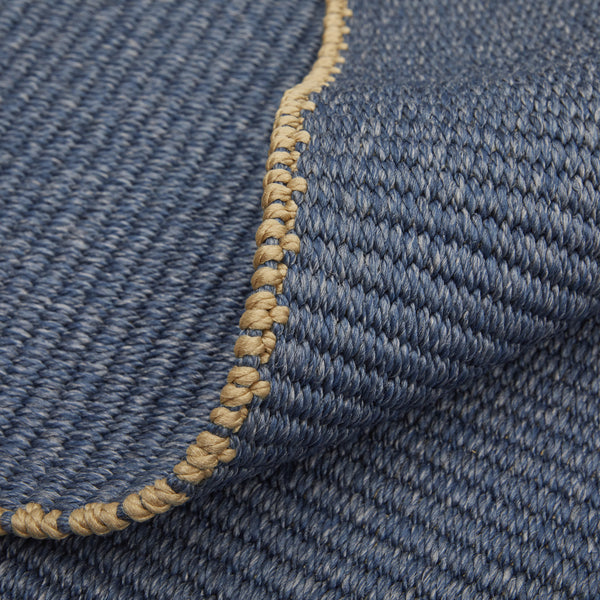 Homeroots 10' X 14' Blue Hand Woven Area Rug Blue Polypropylene 567746