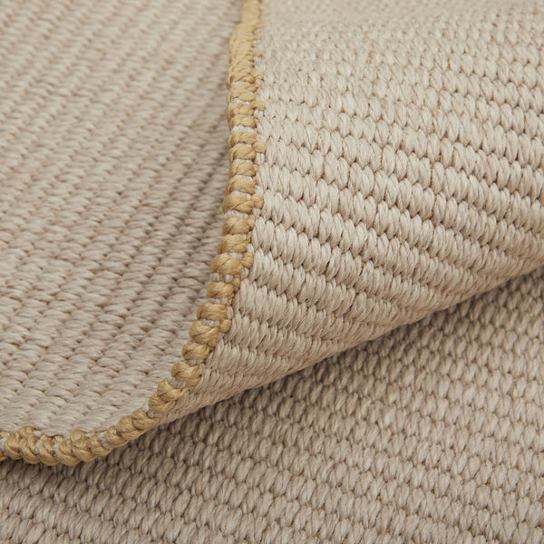 Homeroots 5' X 8' Ivory And Tan Hand Woven Area Rug Ivory Polypropylene 567758