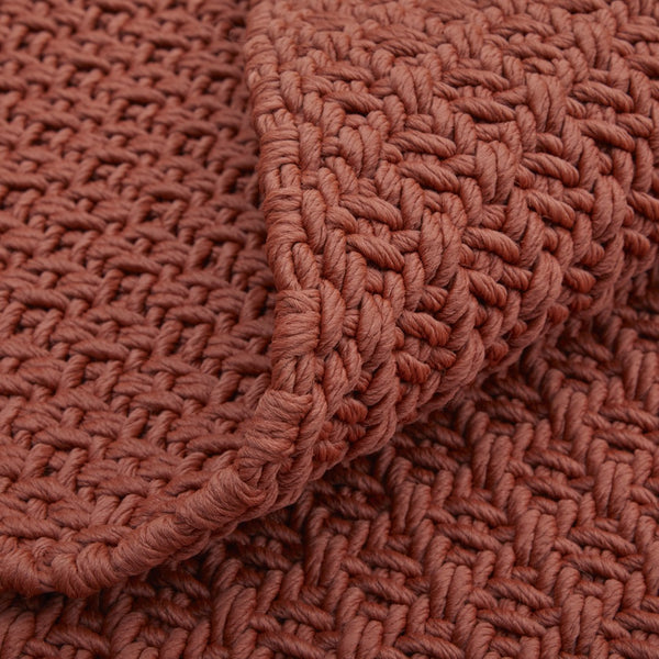 Homeroots 2' Hand Woven Brown Area Rug - Unique Artisan Crafted Accent For Any Space, Stain Resistant Design 2' X 3' Polypropylene 567794