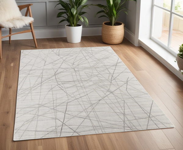 HomeRoots 4' Hand Woven Gray and Ivory Abstract Area Rug – Cozy Texture & Artistry for Modern Spaces 4' X 6' 567857