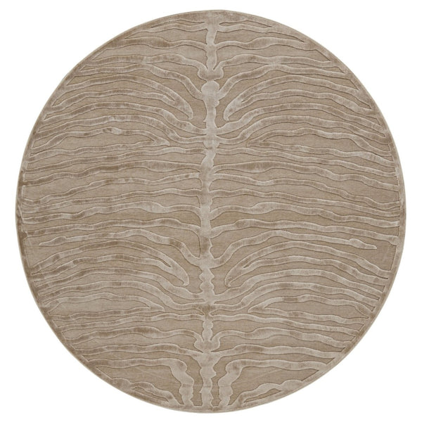 HomeRoots 8' Tan and Ivory Animal Print Round Rug - Stylish Power Loomed Design for Modern Living Spaces Gray 567892