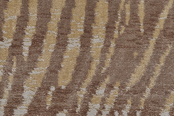 Homeroots 8' Brown And Tan Animal Print Power Loom Round Rug Brown Polypropylene 567900