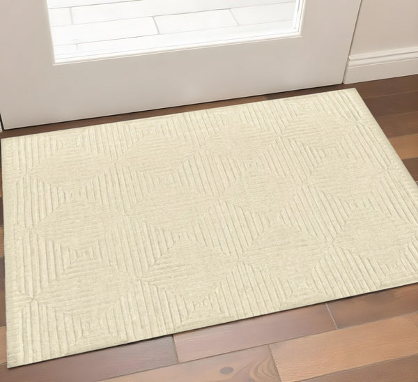 HomeRoots 4' Ivory Wool Geometric Hand-Knotted Area Rug - Durable, Stain-Resistant, Artisan-Crafted Elegance 2' X 3' 567907