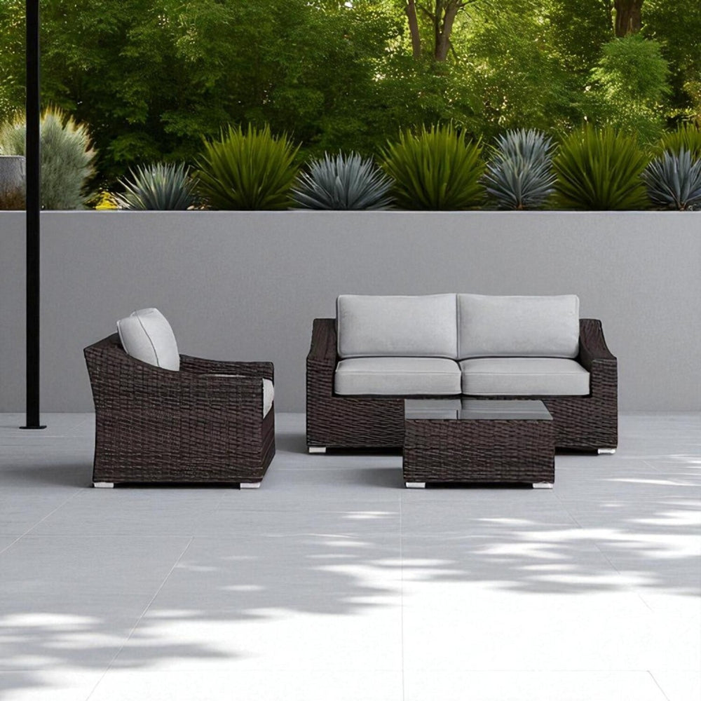 English Elm Fully Assembled 4-Piece Wicker Sectional Set With Machine-Washable Cushions For Outdoor Comfort B120S00138