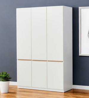 Homeroots 74" White Six Door Combo Dresser - Stylish Storage Solution With Durable Design For Organized Bedrooms  Manufactured Wood 568818