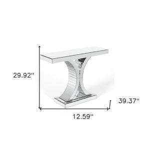 Homeroots 39" Silver Mirrored Glass Pedestal Console Table - Chic Entryway Accent For Any Room's Elegance!   568865