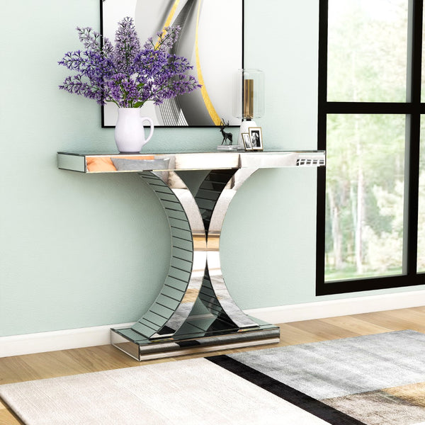 Homeroots 39" Silver Mirrored Glass Pedestal Console Table - Chic Entryway Accent For Any Room's Elegance!   568865