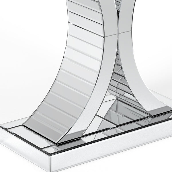 Homeroots 39" Silver Mirrored Glass Pedestal Console Table - Chic Entryway Accent For Any Room's Elegance!   568865