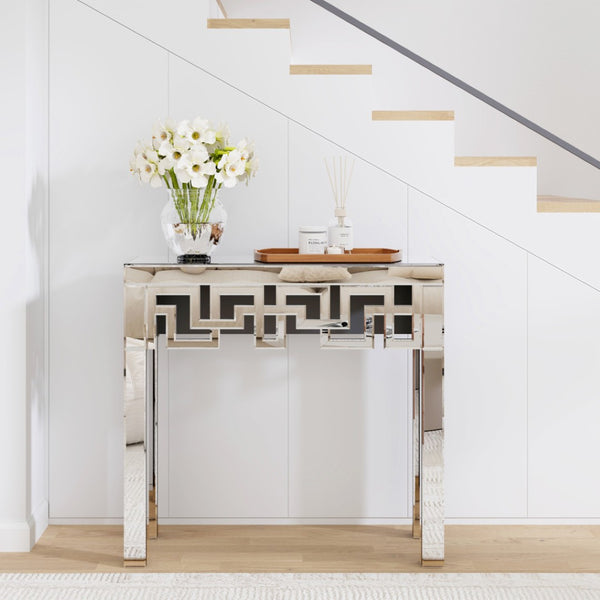 Homeroots 31" Silver Mirrored Glass Console Table With Geometric Design - Stylish Storage & Display Solution   568867
