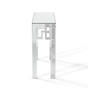 Homeroots 31" Silver Mirrored Glass Console Table With Geometric Design - Stylish Storage & Display Solution   568867
