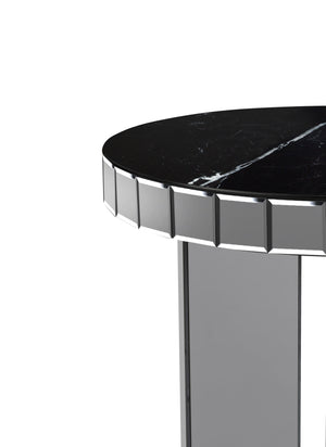 Homeroots 20" Silver And Black Faux Marble And Glass Round Mirrored End Table   569207