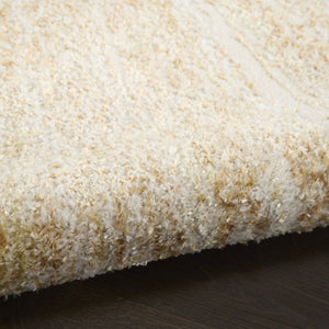 Homeroots 4' X 6' Ivory Abstract Area Rug – Stylish Modern Design For Warmth And Elegance In Any Space 4' X 6' Polyester 569631