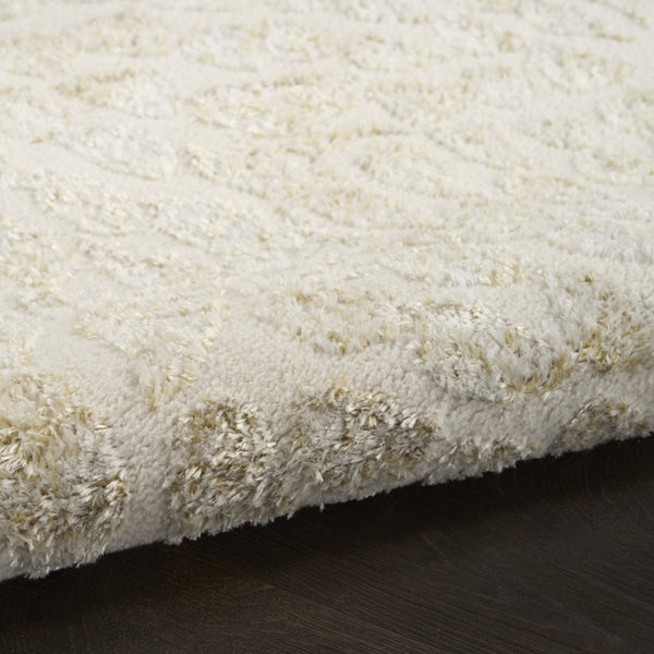 HomeRoots 5' Ivory Abstract Area Rug - Modern Elegance for Living Rooms, Bedrooms & High-Traffic Areas 5' X 7' 569637