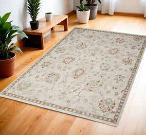 HomeRoots 8' Cream Floral Power Loomed Area Rug with Distressed Finish and Timeless Fringe for Any Room 4' X 6' 569665