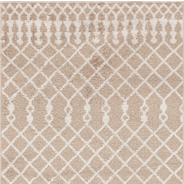 HomeRoots 10' Brown Floral Power Loomed Vintage-Inspired Runner Rug for Hallways and Entryways, Durable Charm 4' X 6' 569666