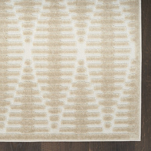 HomeRoots 7' Beige Geometric Area Rug - Modern Style, Low-Pile Comfort, Perfect for Any Room Decor, Easy Care 7' X 9' 569743