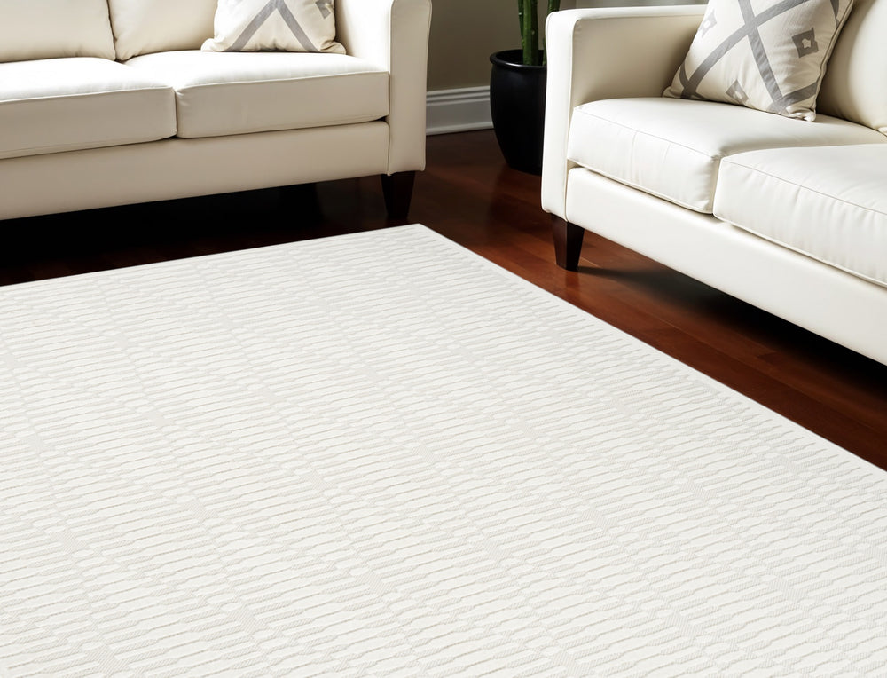 Homeroots 7' X 9' Ivory Geometric Area Rug  Polypropylene 569744
