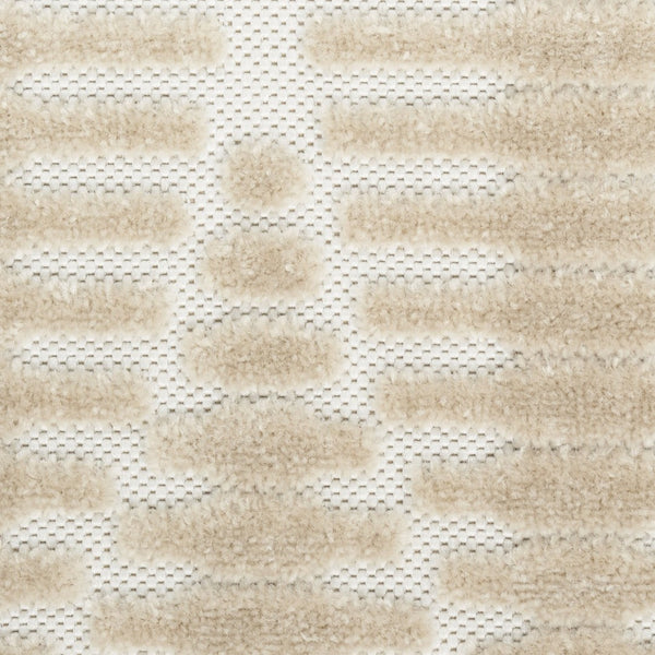 HomeRoots 8' Modern Beige Geometric Area Rug - Stylish, Durable, and Easy-to-Maintain for Any Room Decor 8' X 10' 569746