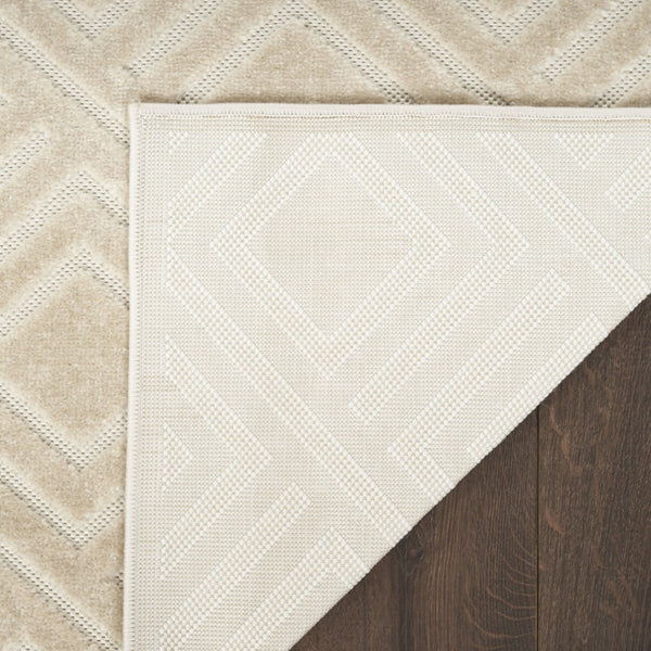 HomeRoots 7' Beige Geometric Area Rug - Modern Style for Living Rooms, Durable Design, Easy Maintenance & Elegance 8' X 10' 569748