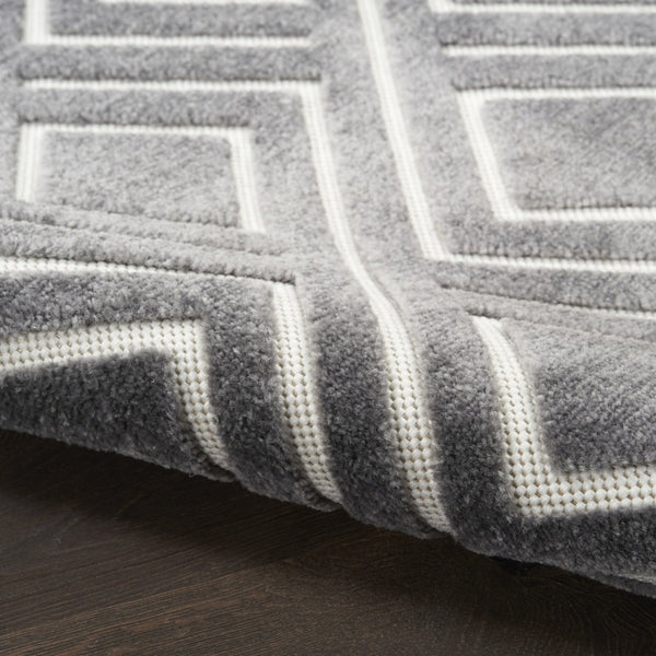 HomeRoots 7' Modern Gray Geometric Area Rug - Stylish Low-Pile Design for Living Rooms & Entryways 8' X 10' 569761