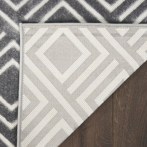 Homeroots 8' X 10' Gray Geometric Area Rug  Polypropylene 569761