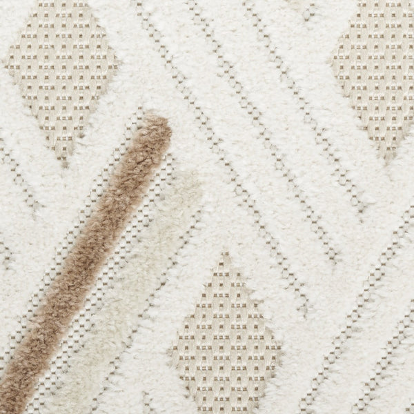 HomeRoots 8' Elegant Ivory Geometric Area Rug - Modern Design for Living Rooms, Bedrooms & Dining Spaces 8' X 10' 569763