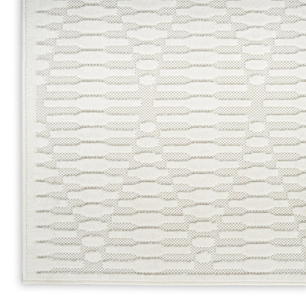 HomeRoots 8' Elegant Ivory Geometric Area Rug - Modern Design for High-Traffic Spaces, Easy Care & Style 8' X 10' 569764