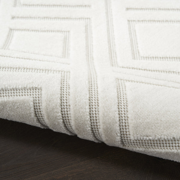 Homeroots 8' X 10' Ivory Geometric Area Rug  Polypropylene 569765